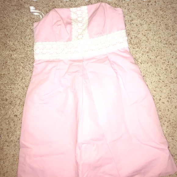 Lilly Pulitzer Dresses & Skirts - Lilly  Pulitzer size 0 strapless dress